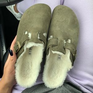 Green Clog Birkenstock’s with fur